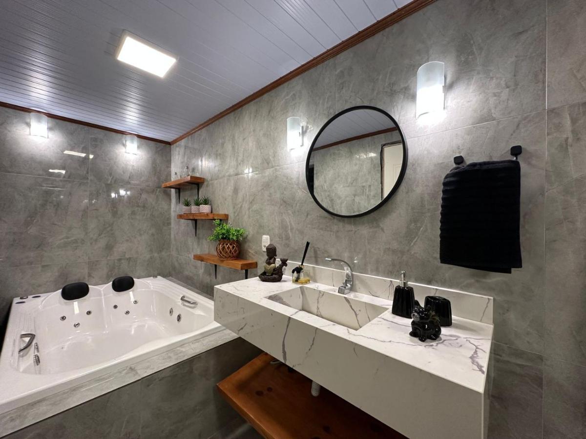 Apartamento Com Hidromassagem Em Gramado Appartamento Esterno foto